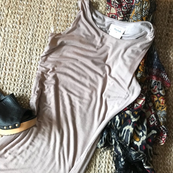 stella luce Dresses & Skirts - NWT Body con midi shift dress BLUSH